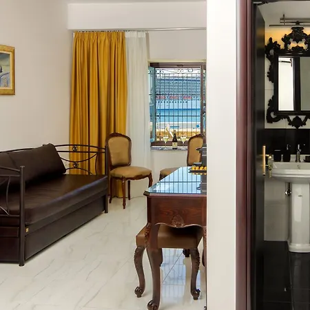 Megaron Appartement Ermoupoli Buitenkant foto