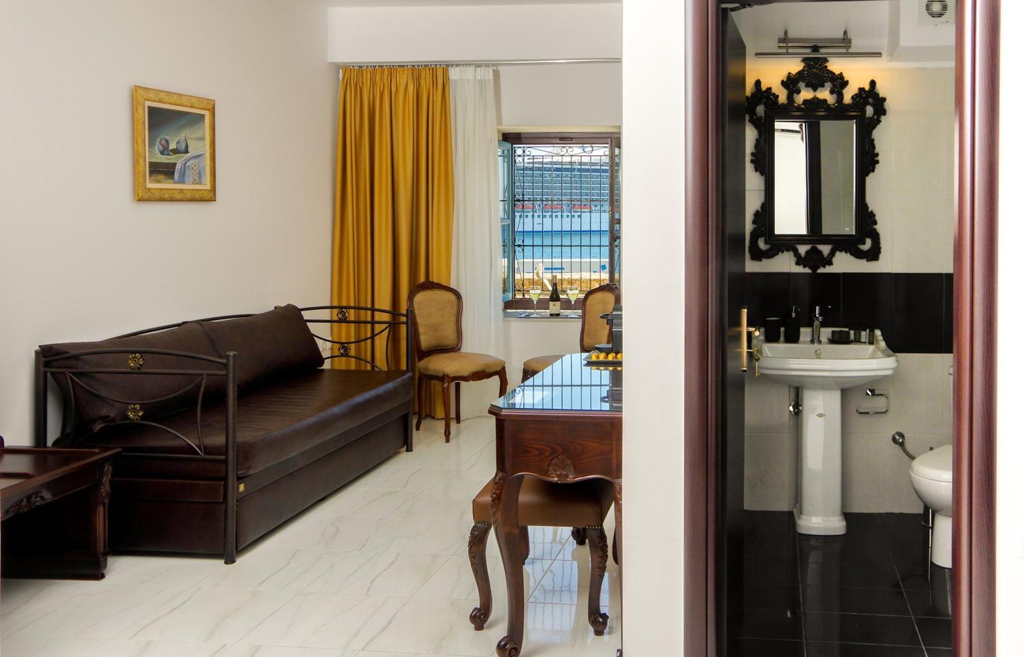 Appartement Megaron *